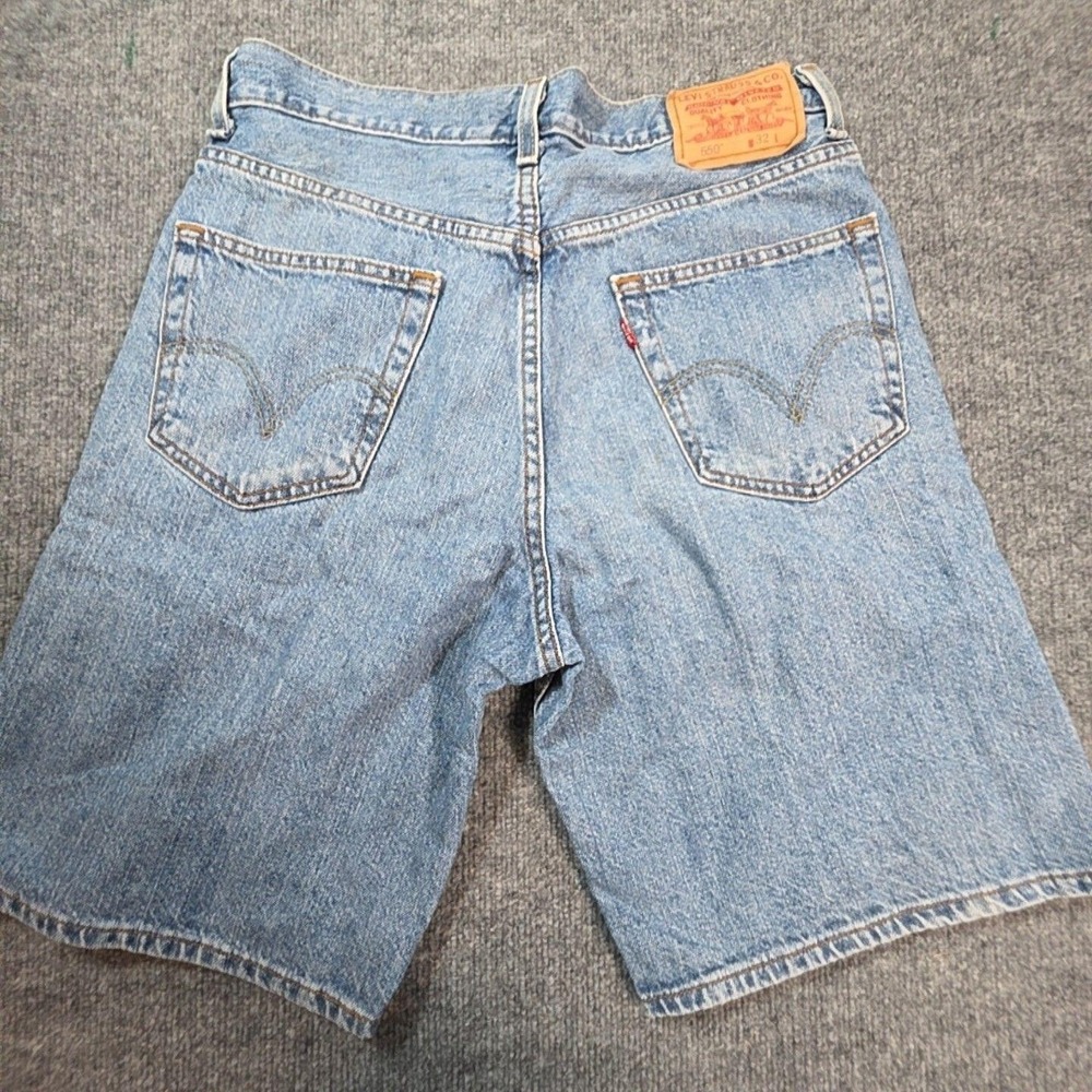 Levis 550 Shorts Mens 32 Blue Light Wash Denim Relaxed Fit Bermuda Casual